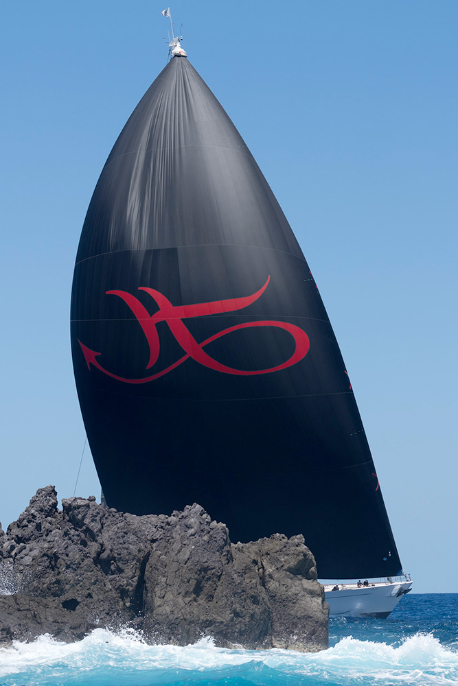 Photo of racing at the 2025 Bucket Regatta by Martin Baum.